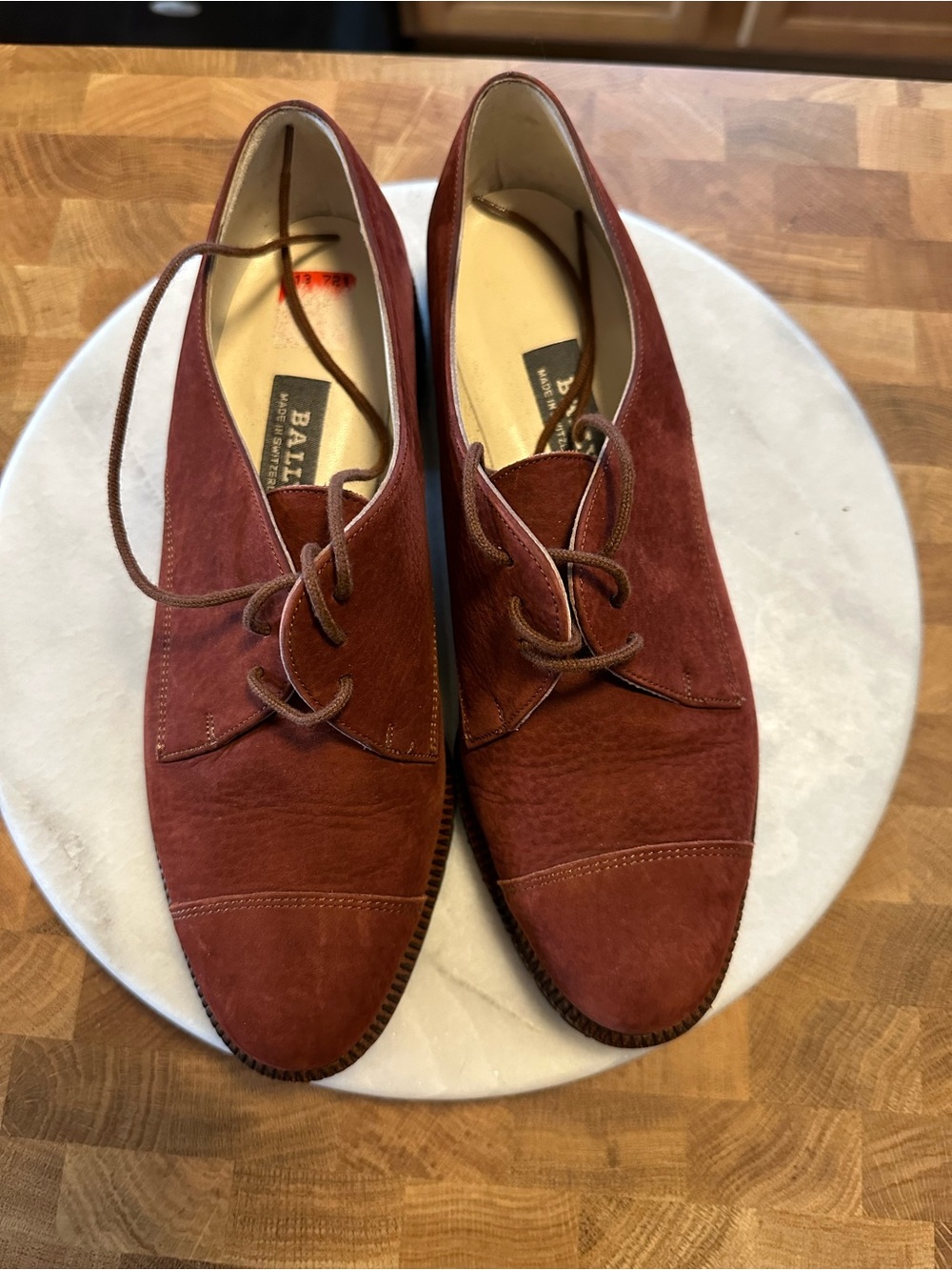 Bally Switzerland Wine-Rust Color Leather/Suede Oxfords. Approx US Women’s 6 NEW